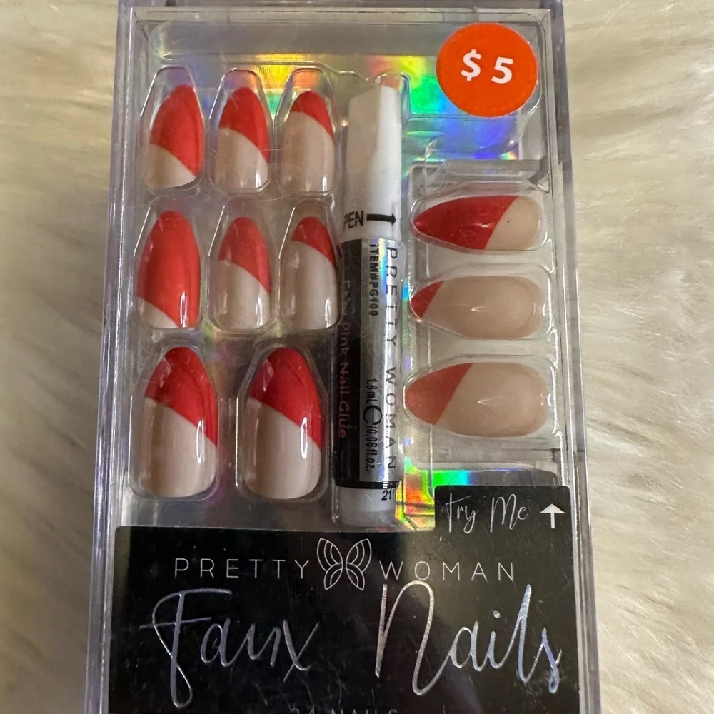 🩷5/$10 Faux Nails - Red and Cream